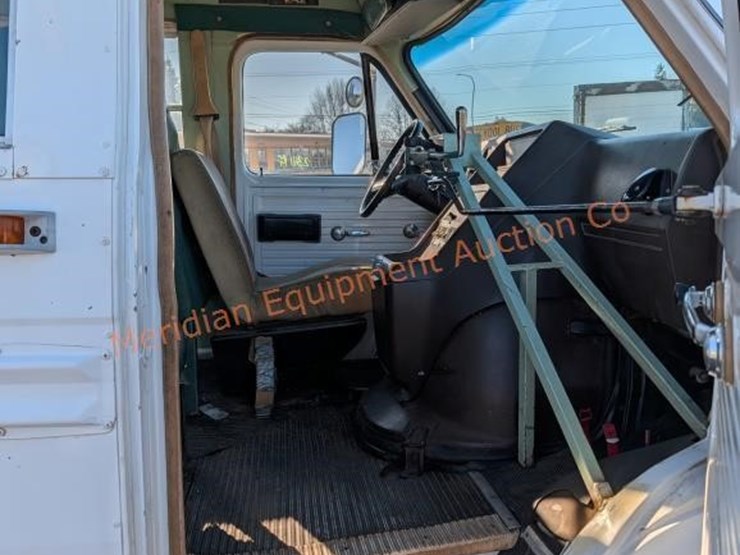 1986-gmc-3500-image-30