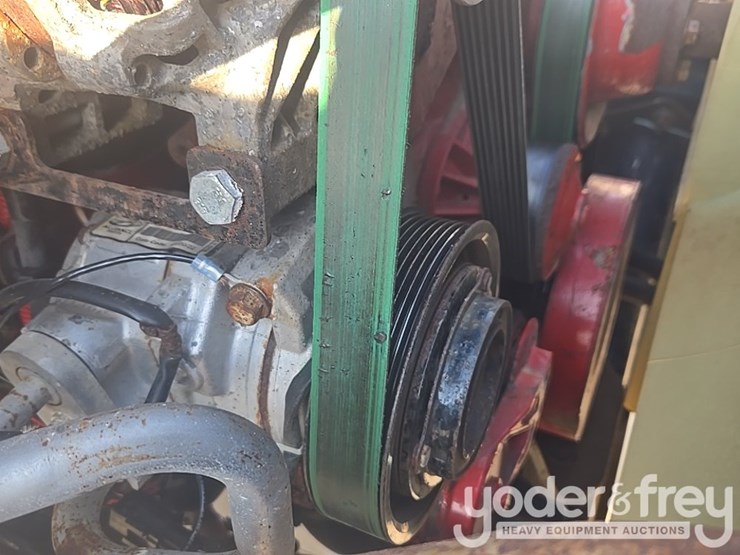 2020-freightliner-m2-106-image-45