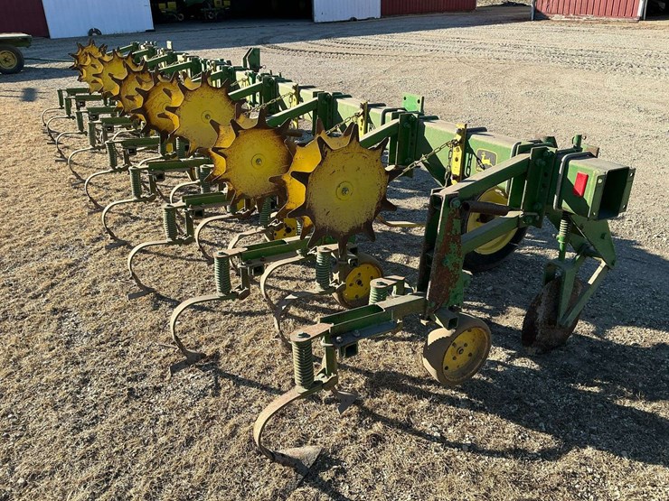 john-deere-825-image-4