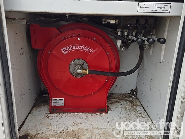 2019-ford-f550-image-34