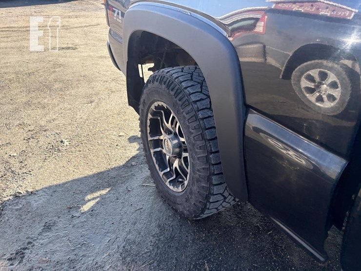 2006-gmc-sierra-1500-slt-image-5