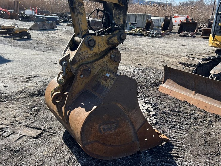 caterpillar-c4.4-image-10