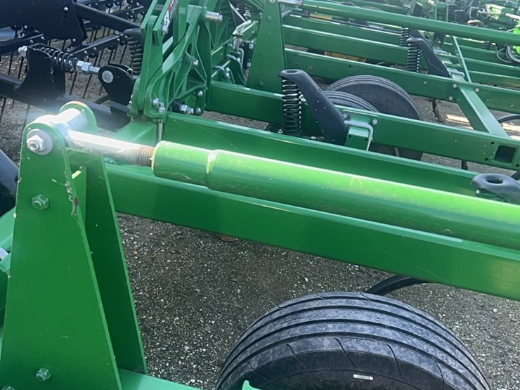 2022-john-deere-52-image-135