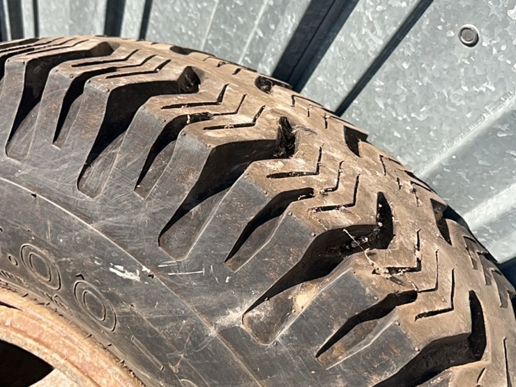 excellent-spare-tire-for-semi-10.0-0–20,-aired-up-and-ready-to-go-image-7