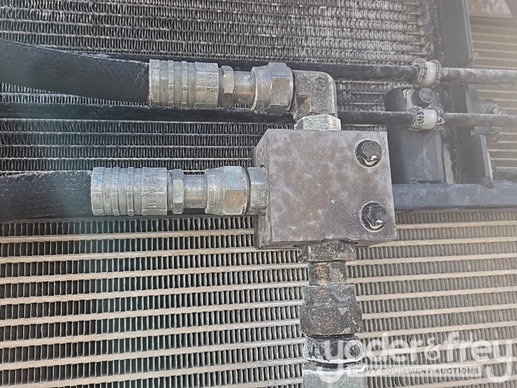 2014-volvo-l150h-image-71