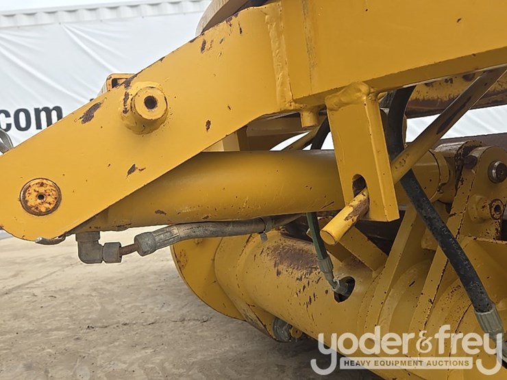2009-caterpillar-140m-vhp-plus-image-54