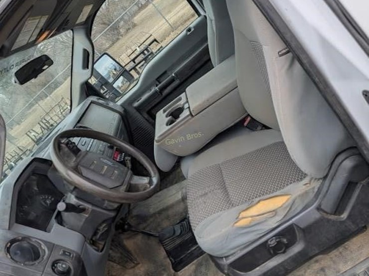 2013-ford-f350-image-4