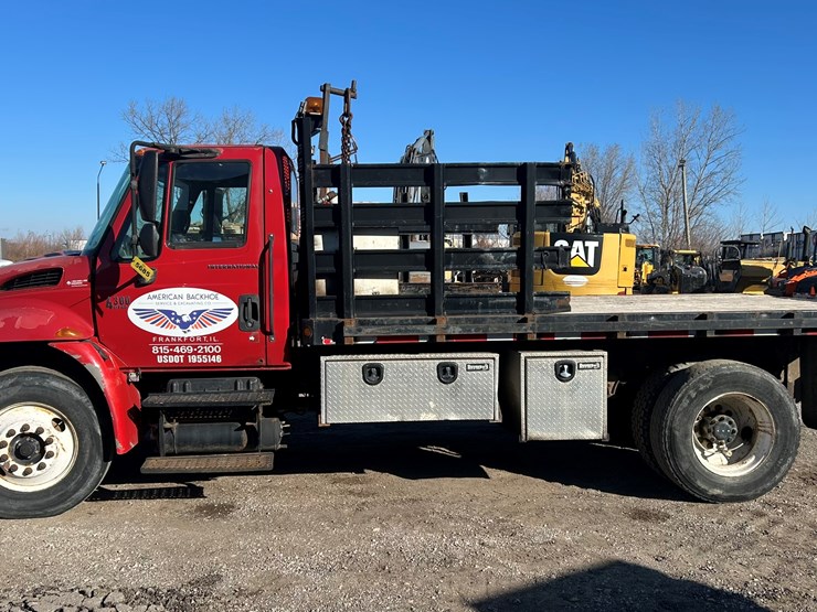 2003-international-4300-sba-image-2