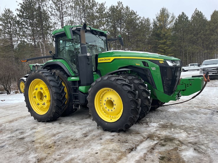 2020-john-deere-8r-340-image-4