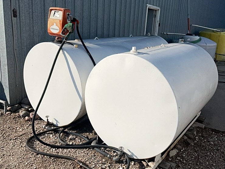 1000-gallon-fuel-tank-and-500-gallon-fuel-tank,-sell-together,-includes-pump,-used-for-diesel-image-3