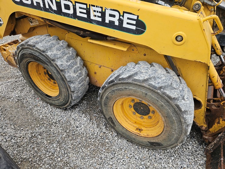 1999-john-deere-250-image-14