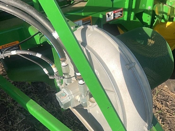 2018-john-deere-1910-image-203