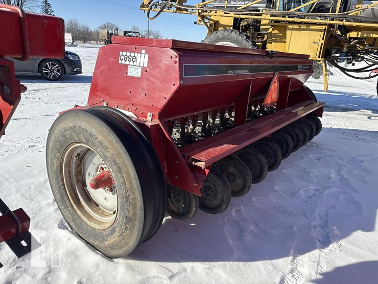 case-ih-5100-image-9