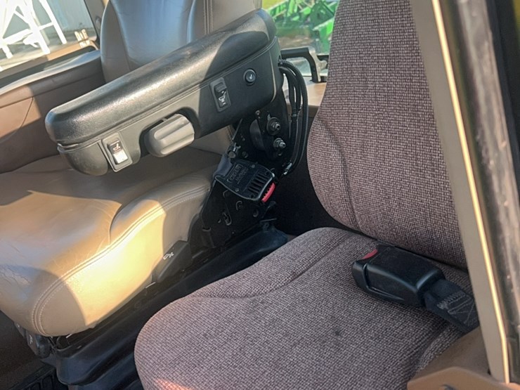 2011-john-deere-9430-image-75