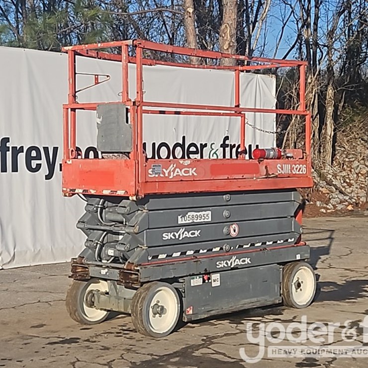 2017 SKYJACK SJIII3226