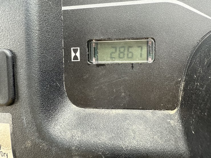 2024-john-deere-tx-image-9