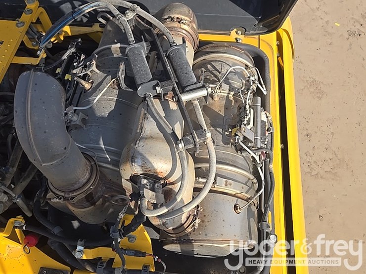 2021-komatsu-pc360-lc-11-image-52