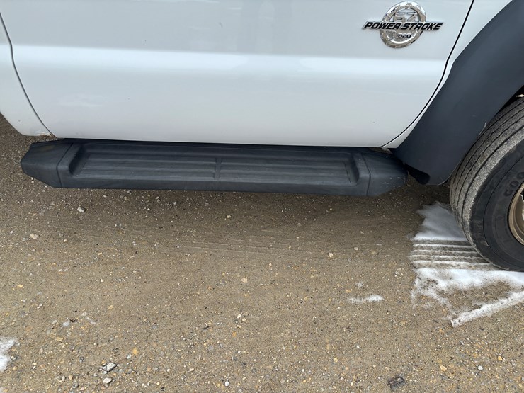 2010-ford-f450-image-11