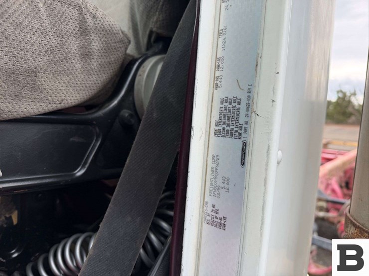 2017-freightliner-cascadia-125-image-68