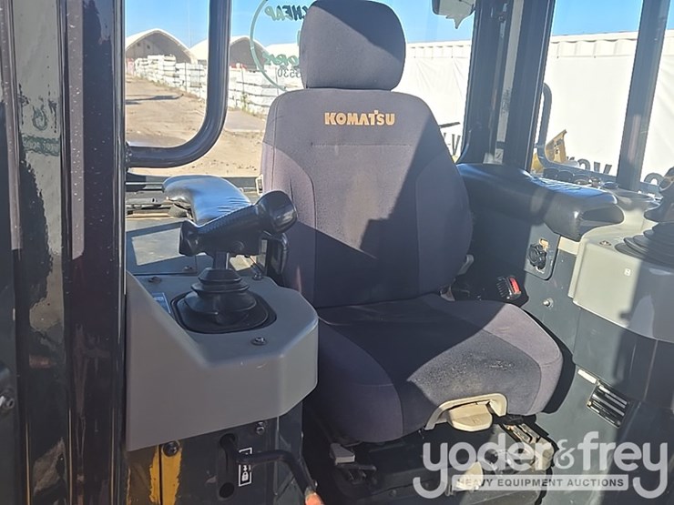 2018-komatsu-d51px-24-image-77