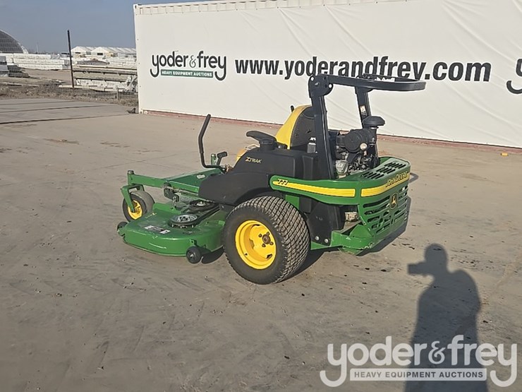 john-deere-72-image-3