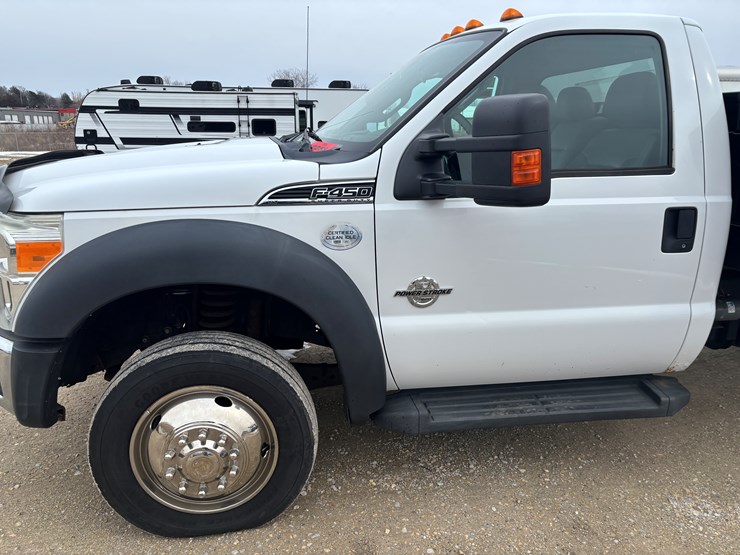 2010-ford-f450-image-7