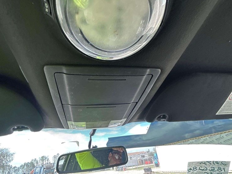 2017-ford-expedition-image-18