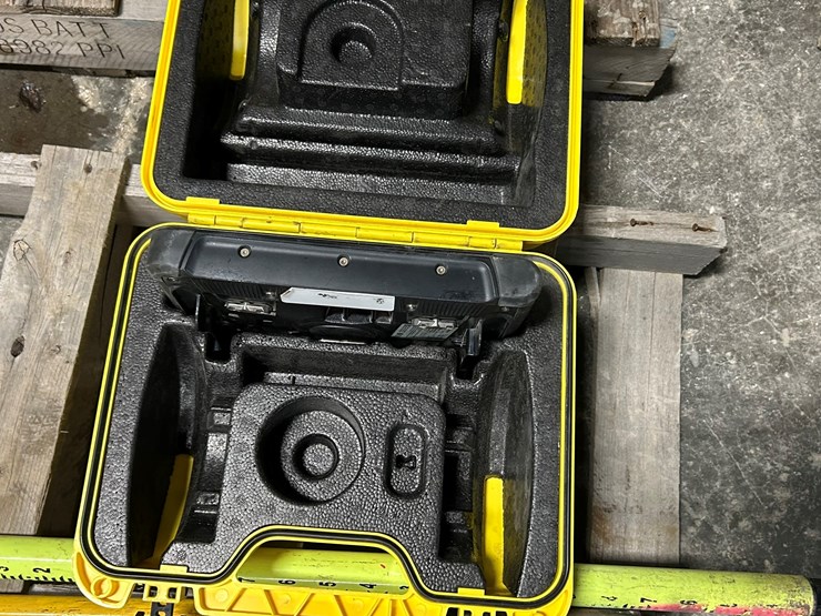 deere-550k-image-102