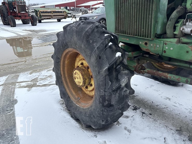 john-deere-2940-image-16