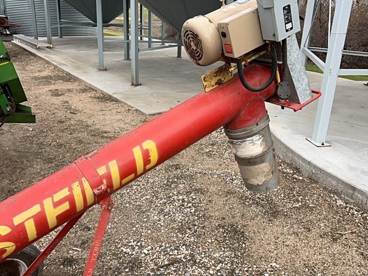 westfield-jump-auger,-has-5-hp-single-phase-220-electric-motor-image-13