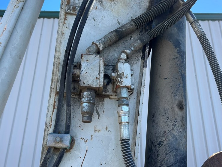 takeuchi-tb180fr-image-26