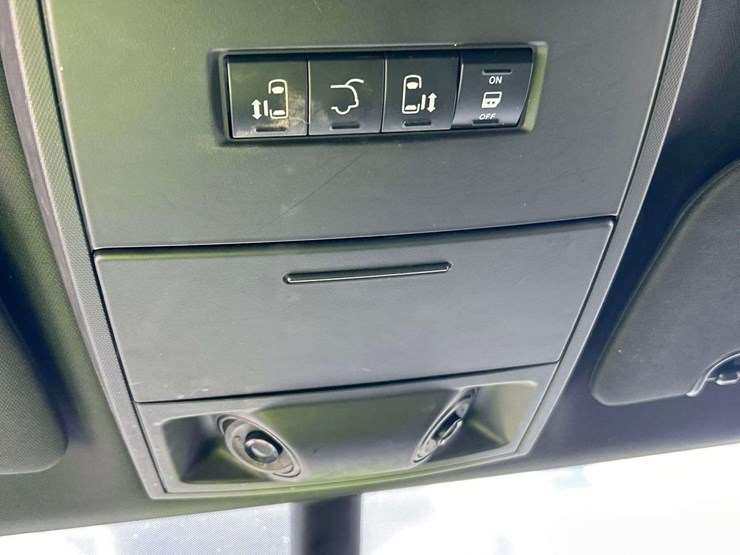 2019-dodge-grand-caravan-image-19