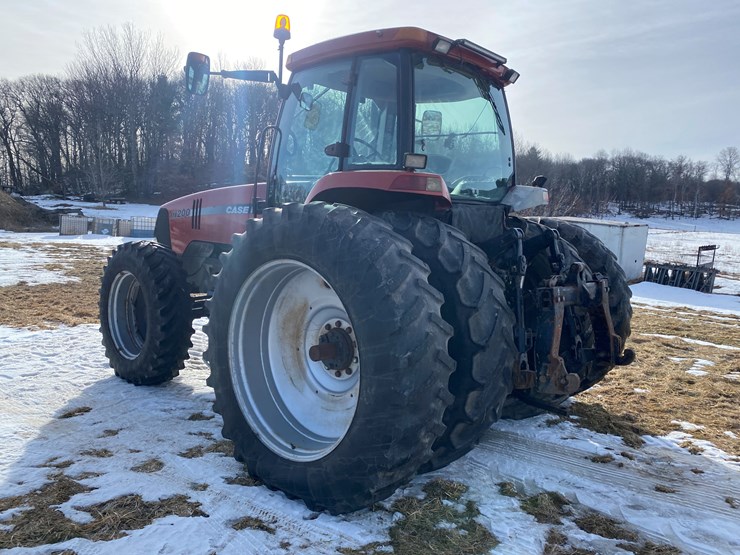 #125-•-2001-case-mx200-magnum-tractor-(colfax,-wi)-image-11