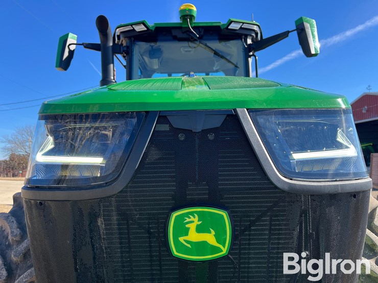 2023-john-deere-8r-310-image-15