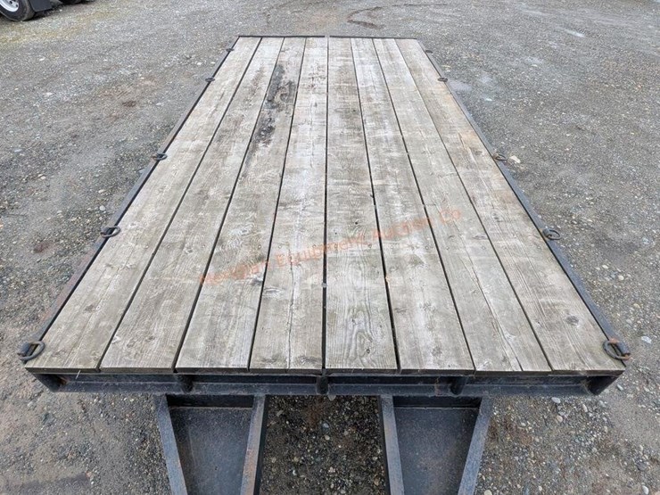 1975-utility-flatbed-image-19