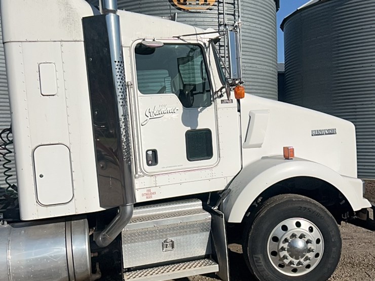 2007-kenworth-t800-image-14