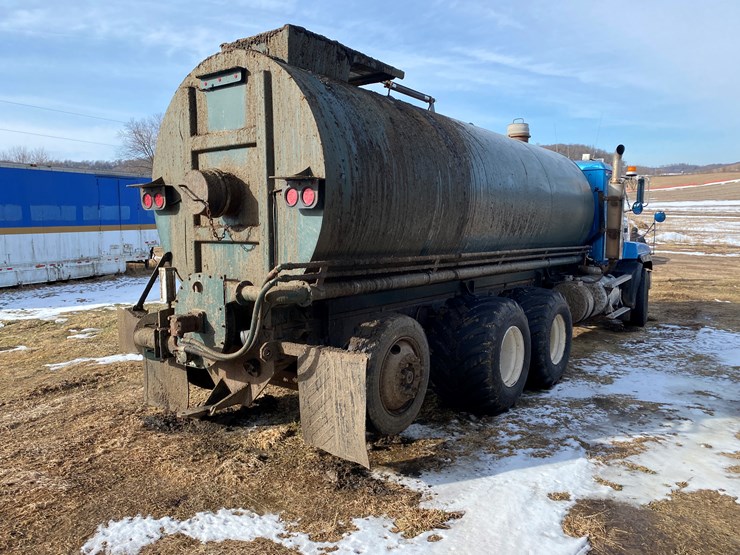 #425-•-mack-elite-cl-713-manure-truck-(has-wi-title)-(colfax,-wi)-image-4