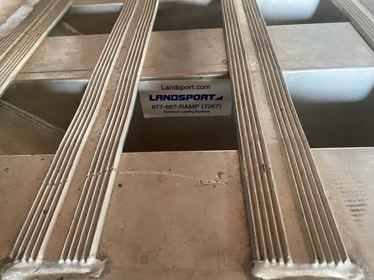 #572-•-2002-doonan-48'-step-deck-semi-trailer-with-ramps-(has-wi-title)-(reedsville,-wi)-image-32