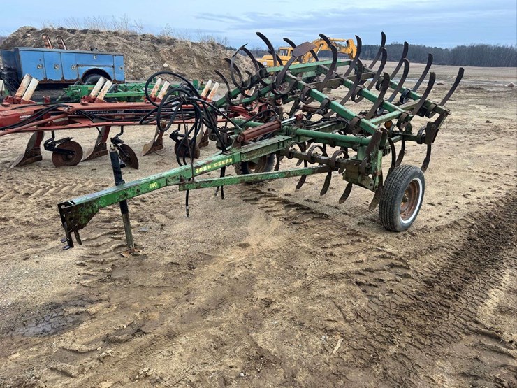 john-deere-740-image-2