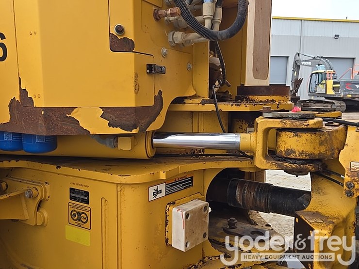 2013-deere-410et-image-37