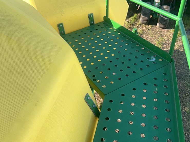 2018-john-deere-1910-image-207