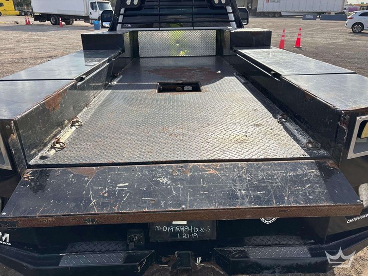 2019-ford-f550-image-13