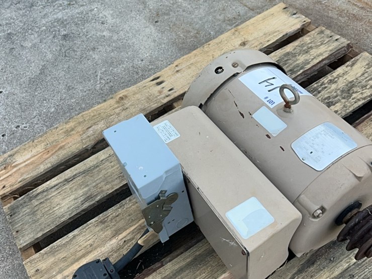 very-good-baldor-7.5-hp-220-single-phase-electric-motor-with-self-contained-on-off-switch-image-20