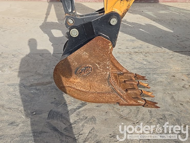 2022-case-590sn-image-17