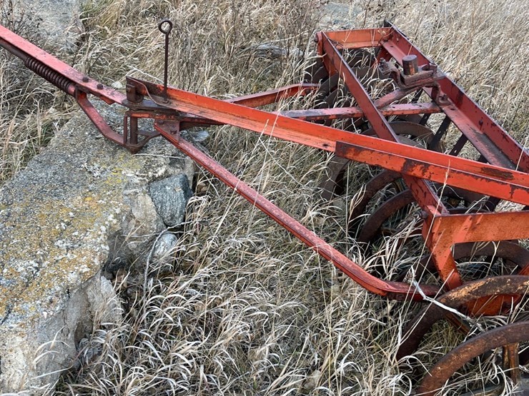 lot-16.-ih-6x14-trip-beam-plow-w/-packer-image-10