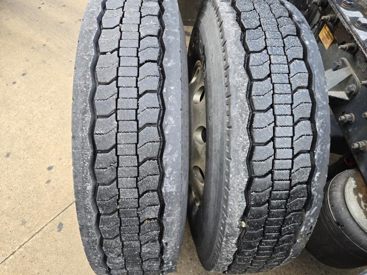 2019-kenworth-t680-image-85