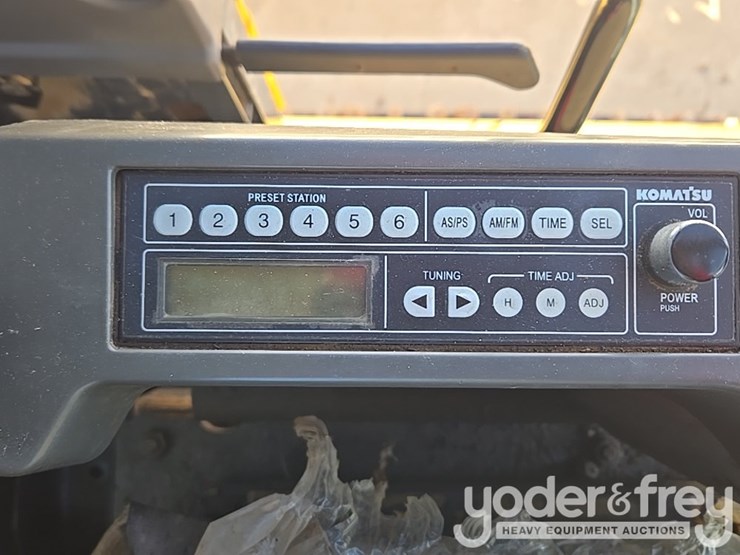 2008-komatsu-pc200-lc-8-image-74