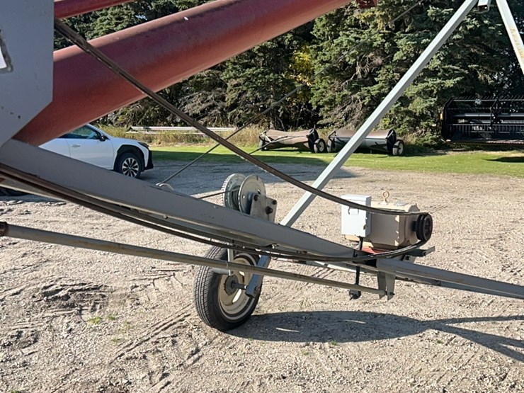 7-“x-37’sakundiak-model-hd-7–-1200-auger-with-7.5-hp-baldor-single-ph-220-electric-motor-image-12