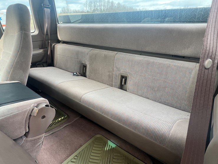 1994-ford-f150-xlt-image-16