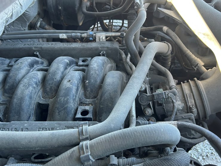 2014-ford-f150-image-44